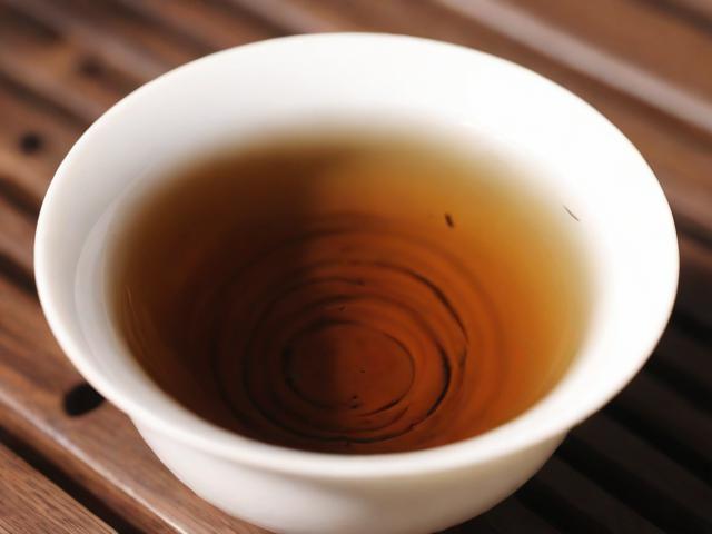 〖哺乳期可以喝茶叶茶吗·哺乳期可以喝茶叶茶吗会回奶吗〗